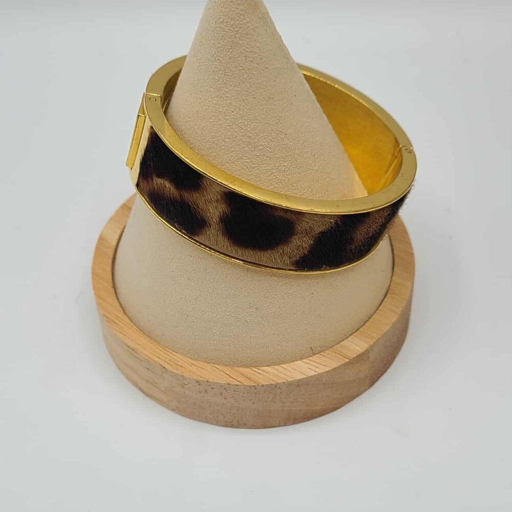 J Crew Animal Print Faux Fur Gold Tone Hinged Cuff Bracelet - Picture 2 of 8